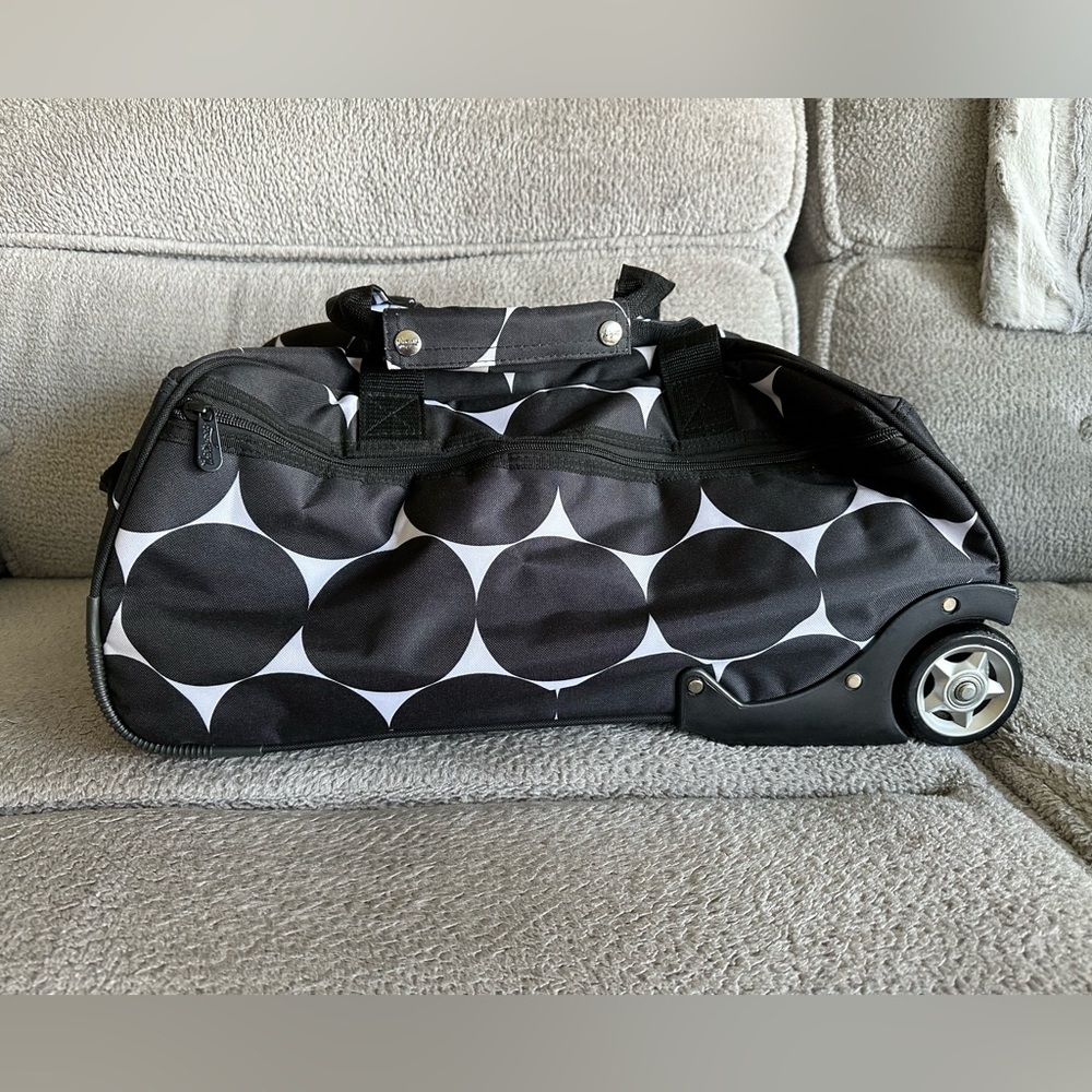 Thirty One Gifts Rolling Duffle, Black & White